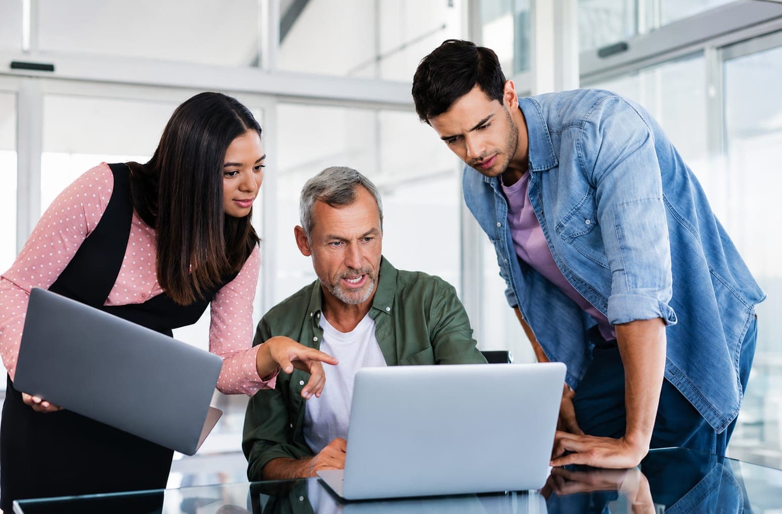 Teknologi Digital yang Mendorong Transformasi dan Pertumbuhan Bisnis